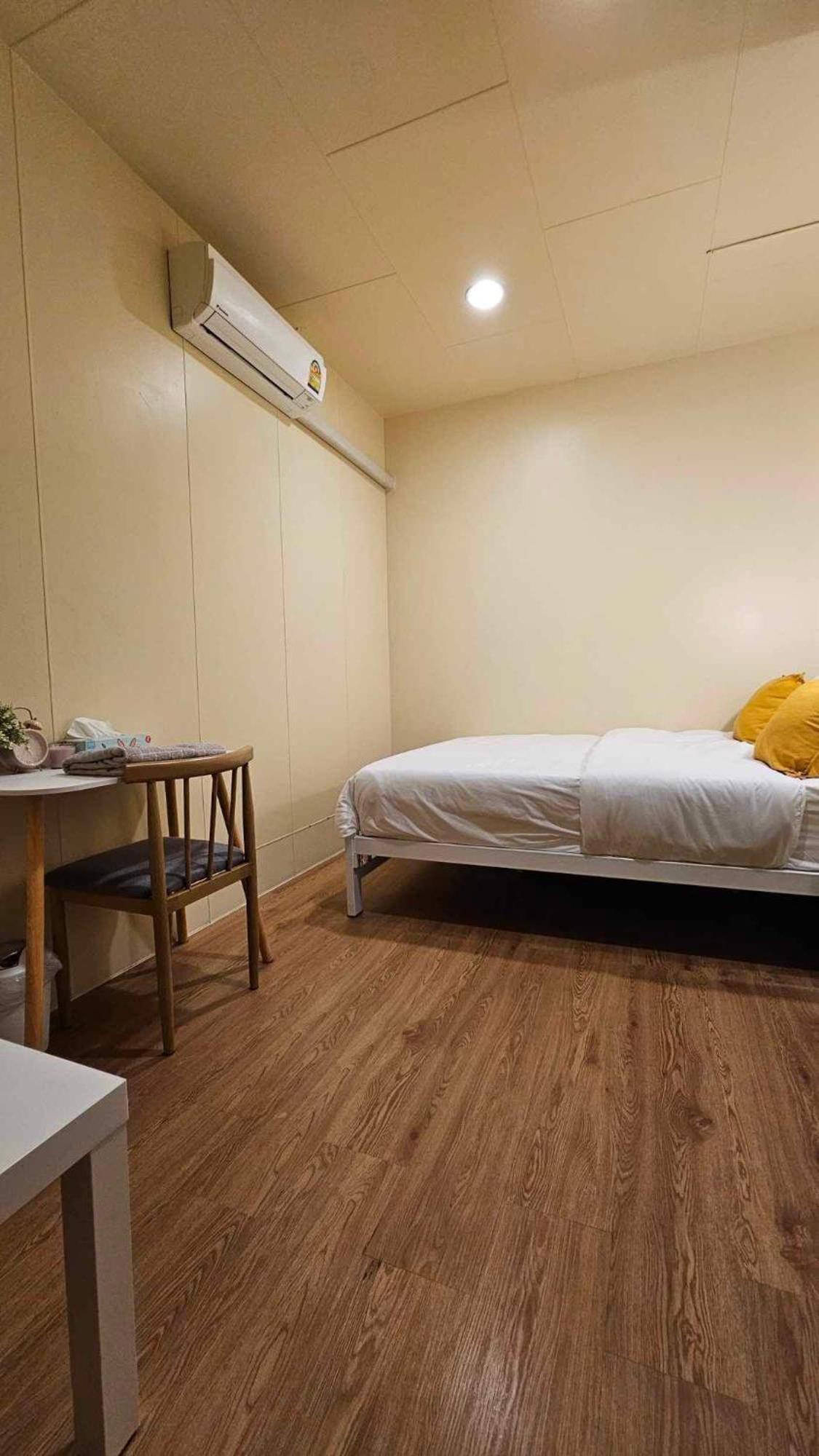 W District Guesthouse Μπανγκόκ Εξωτερικό φωτογραφία