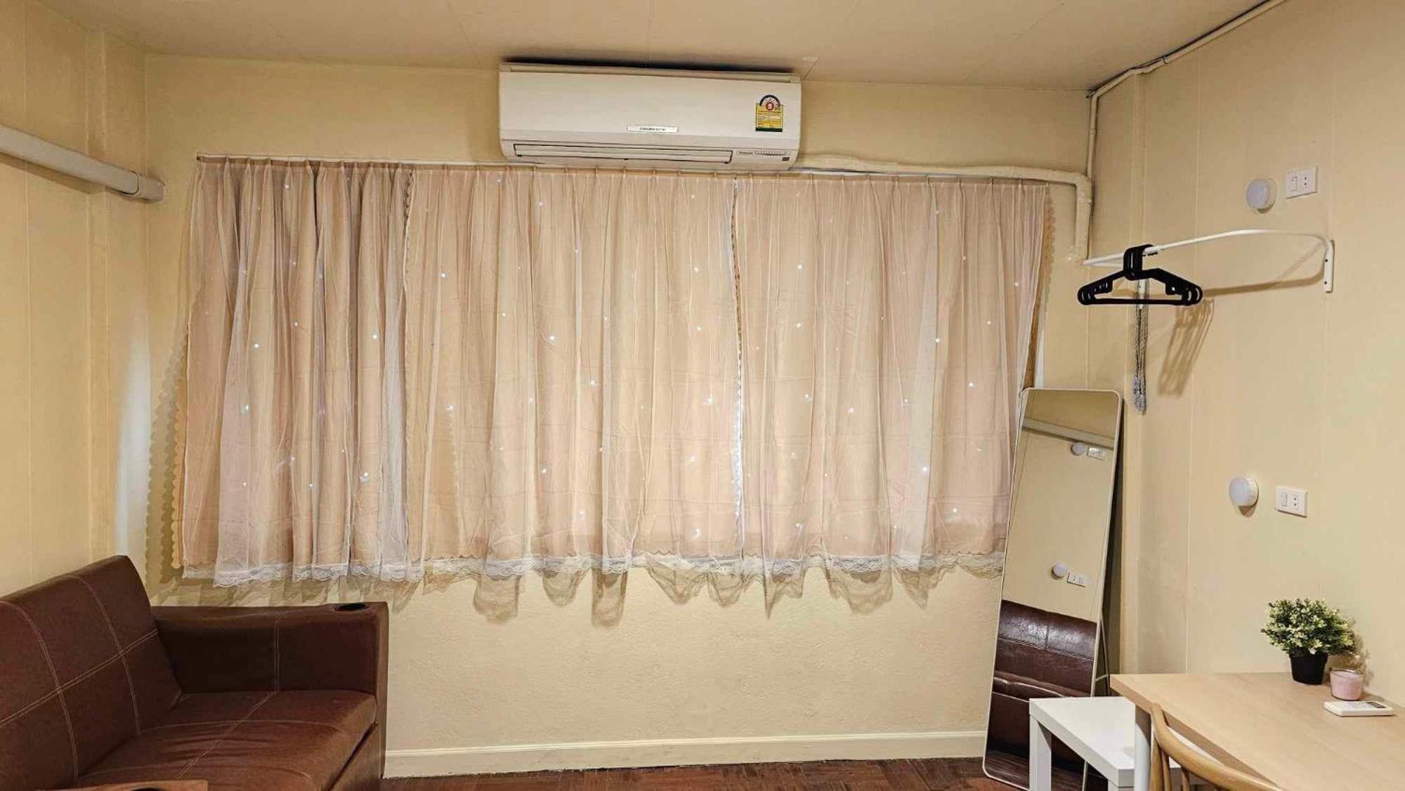 W District Guesthouse Μπανγκόκ Εξωτερικό φωτογραφία