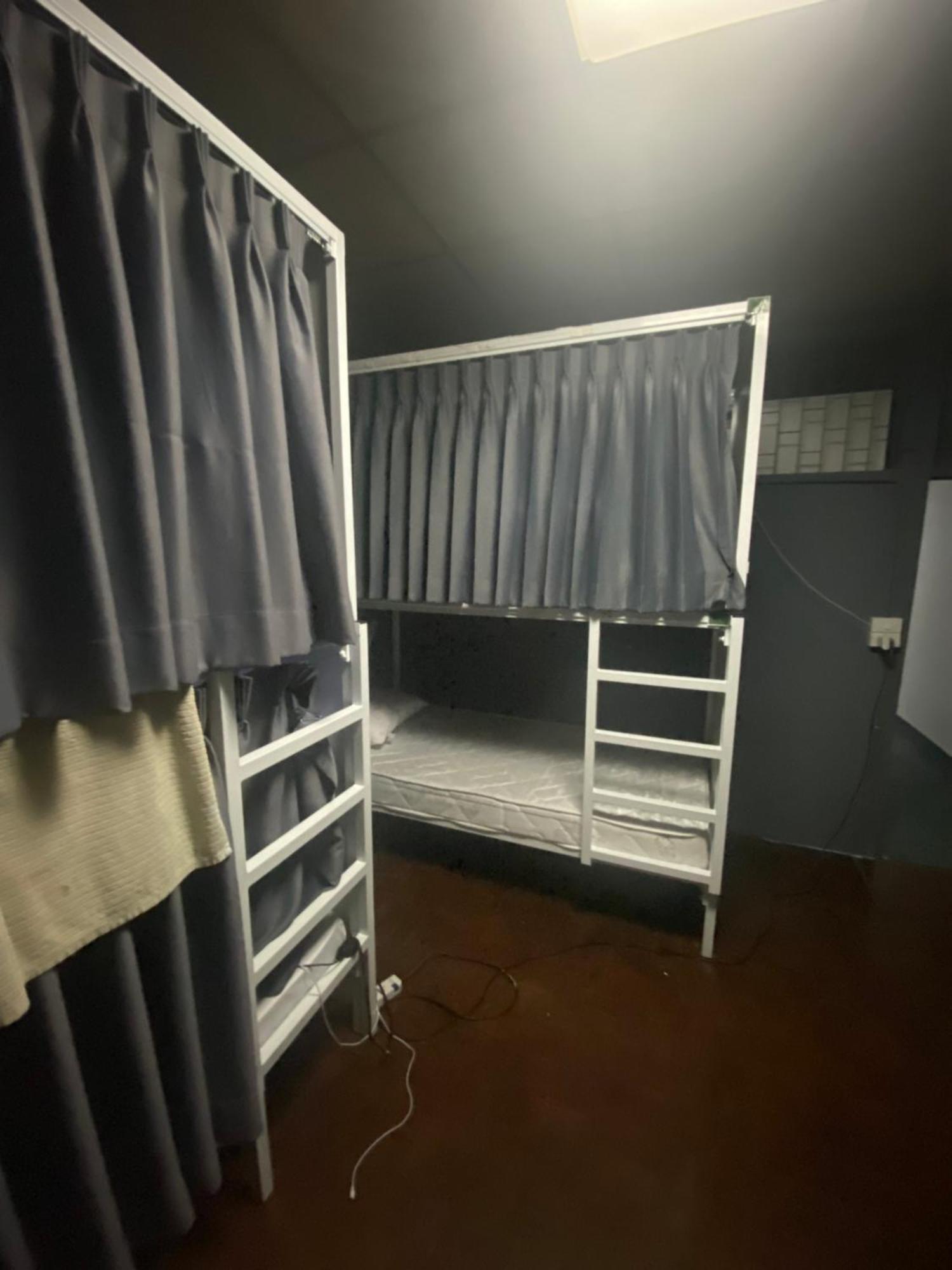 W District Guesthouse Μπανγκόκ Εξωτερικό φωτογραφία