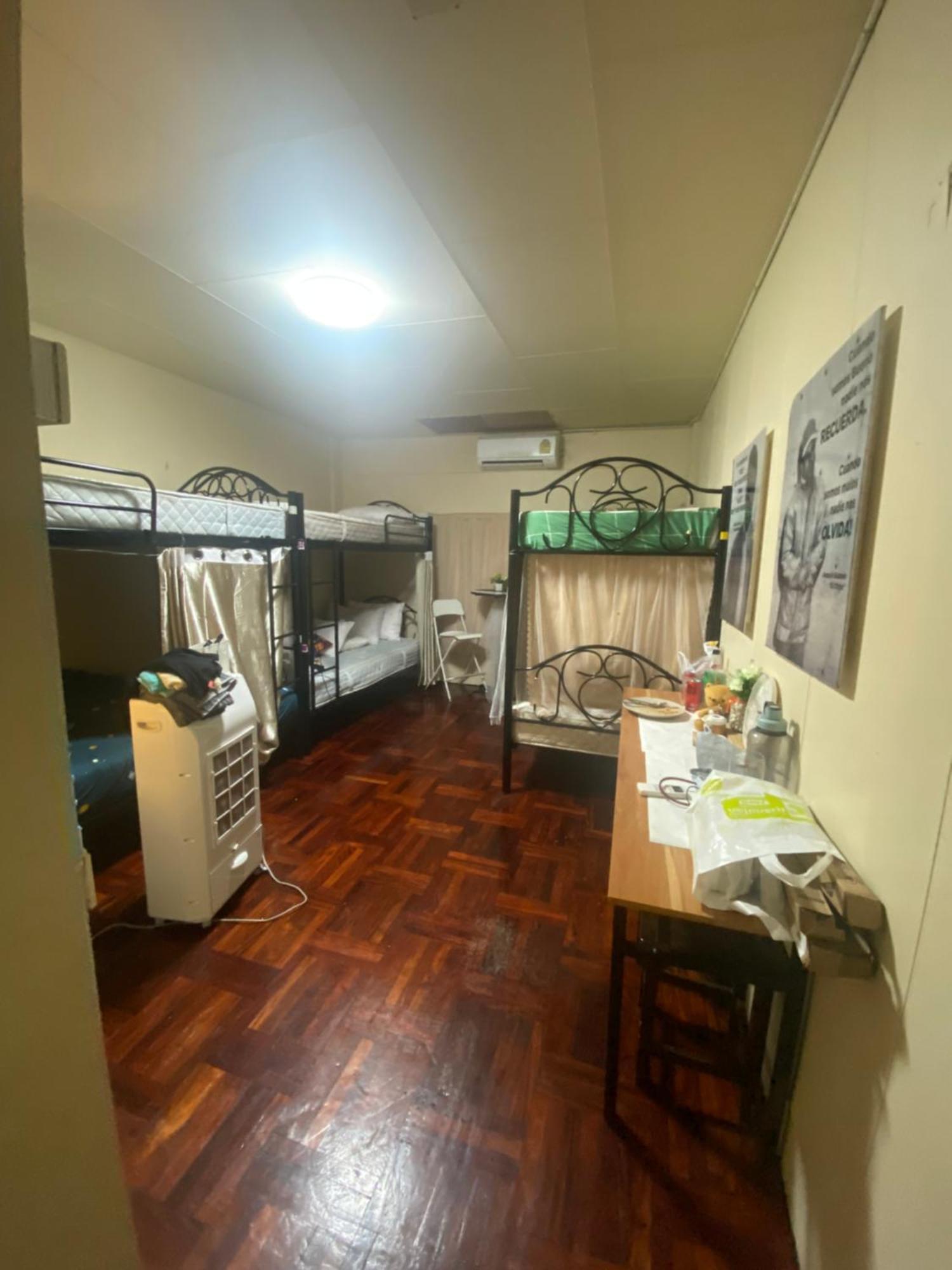 W District Guesthouse Μπανγκόκ Εξωτερικό φωτογραφία